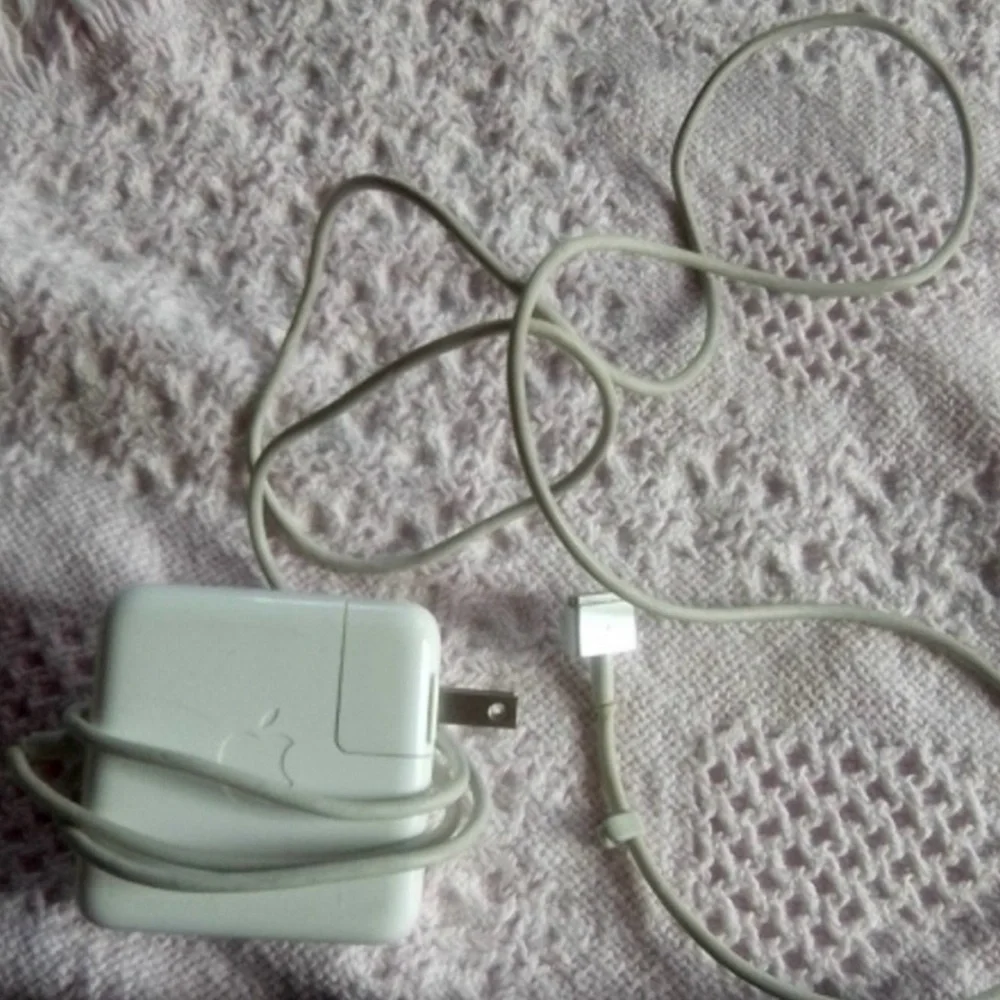2014 MacBook Air Apple laptop
